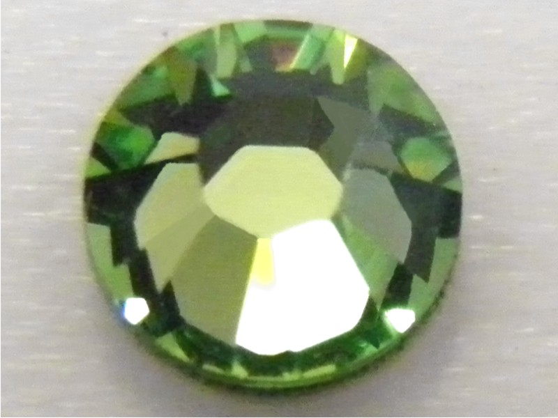 RHINESTONES SW SS10 PERIDOT 214