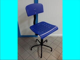 5 LEGS PVC CHAIR