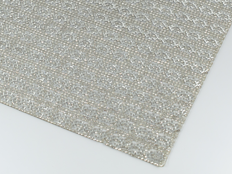 CRYSTAL MESH SS6 CRY, SQUARE 3X3 CRYSTAL