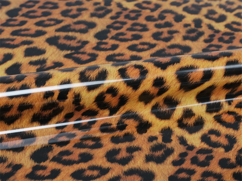 1 mt di EASYPATTERNS WILD LEOPARD. Thermo transferable vinyl sheet SISER