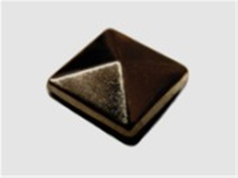 BORCHIA METALLICA CONVESSA "B" ALU CONVEX PYRAMID SQUARE 10x10 MM ANTIQUE GOLD