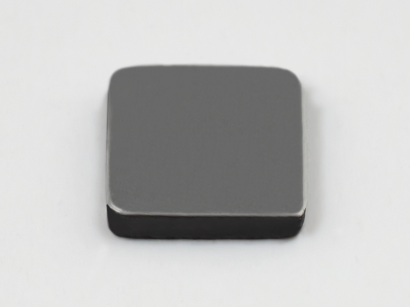 PS STUD SQUARE 5X5 MM COL. M001