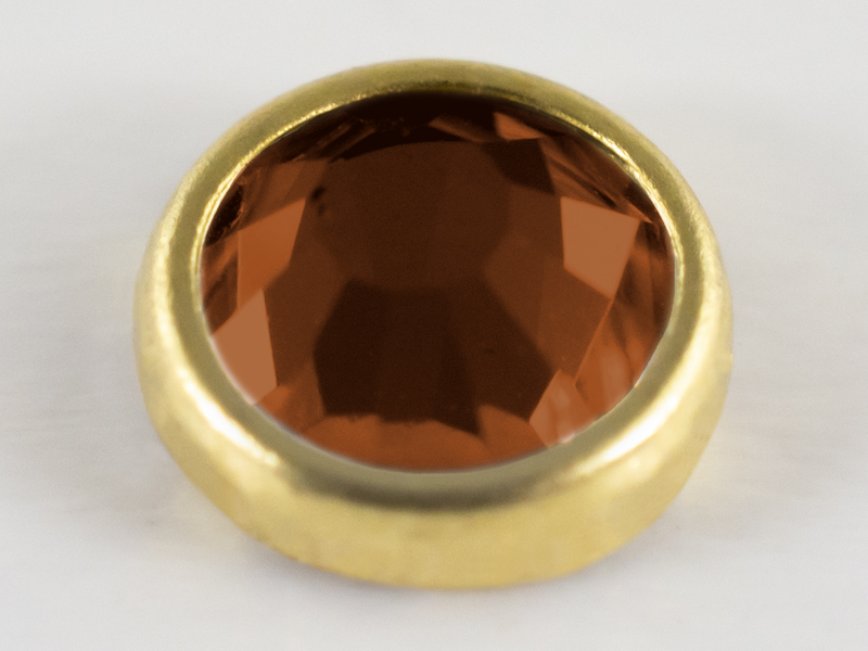 SMOKED TOPAZ PLUS RHINESTONES SS16 WITH GOLD RING