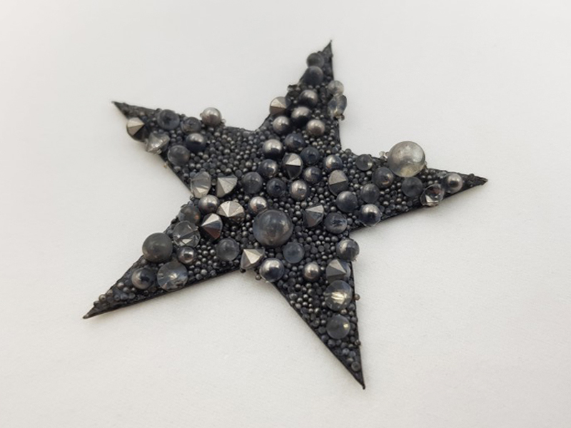 CRYSTAL BLEND GRAY SHAPE 1 STAR