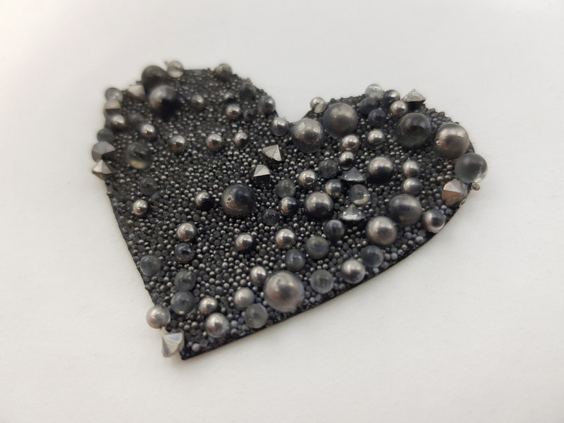 CRYSTAL BLEND GRAY SHAPE 2 HEART