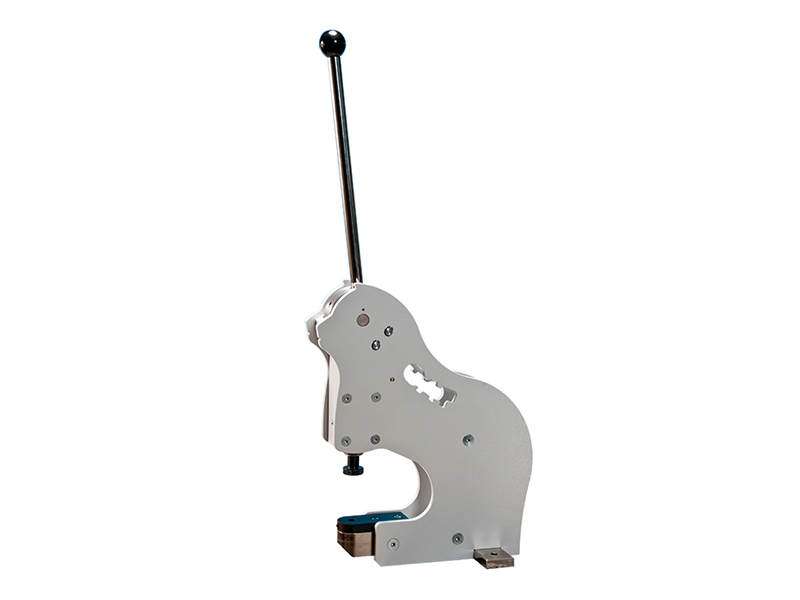 CAT-130S