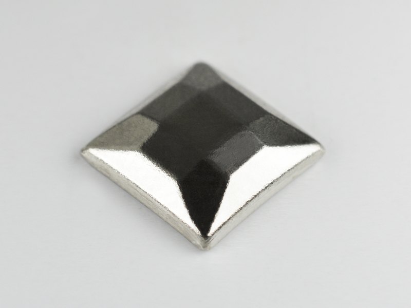 CONVEX STUD "A" CHECK SQUARE 10X10 MM SILVER