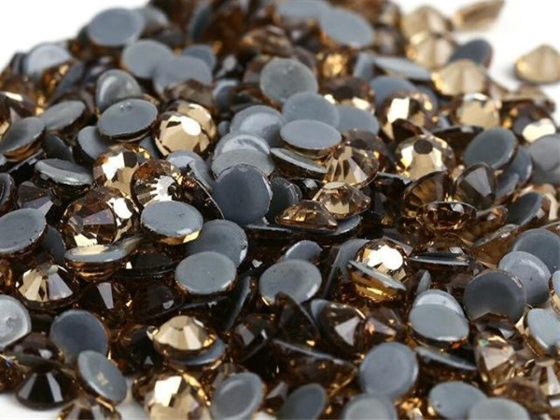 RHINESTONES DMC SS6 LIGHT COLORADO TOPAZ